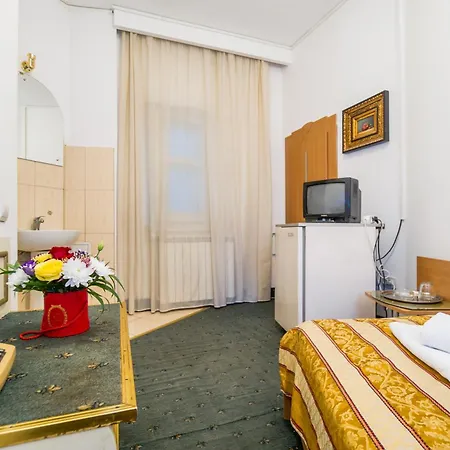 Carpati Imparatul Romanilor Hotel Bucarest