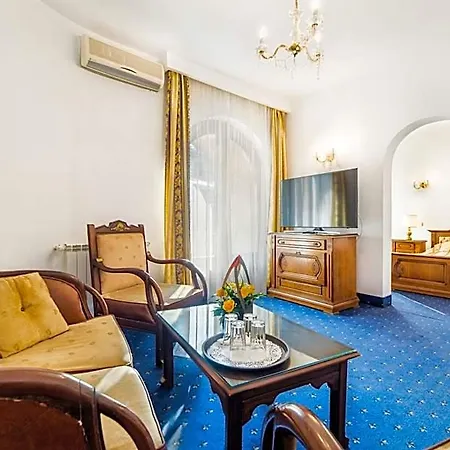 Carpati Imparatul Romanilor * Bucharest