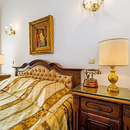 Hotel Carpati Imparatul Romanilor Bucharest