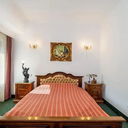 Carpati Imparatul Romanilor * Bucarest