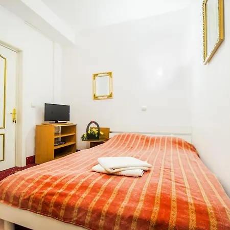 Carpati Imparatul Romanilor Otel *