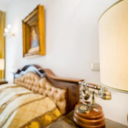 Hotel Carpati Imparatul Romanilor