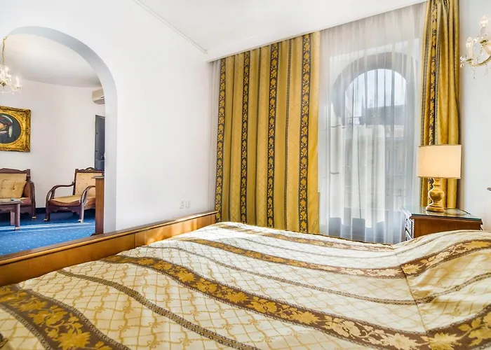 Hotell Carpati Imparatul Romanilor